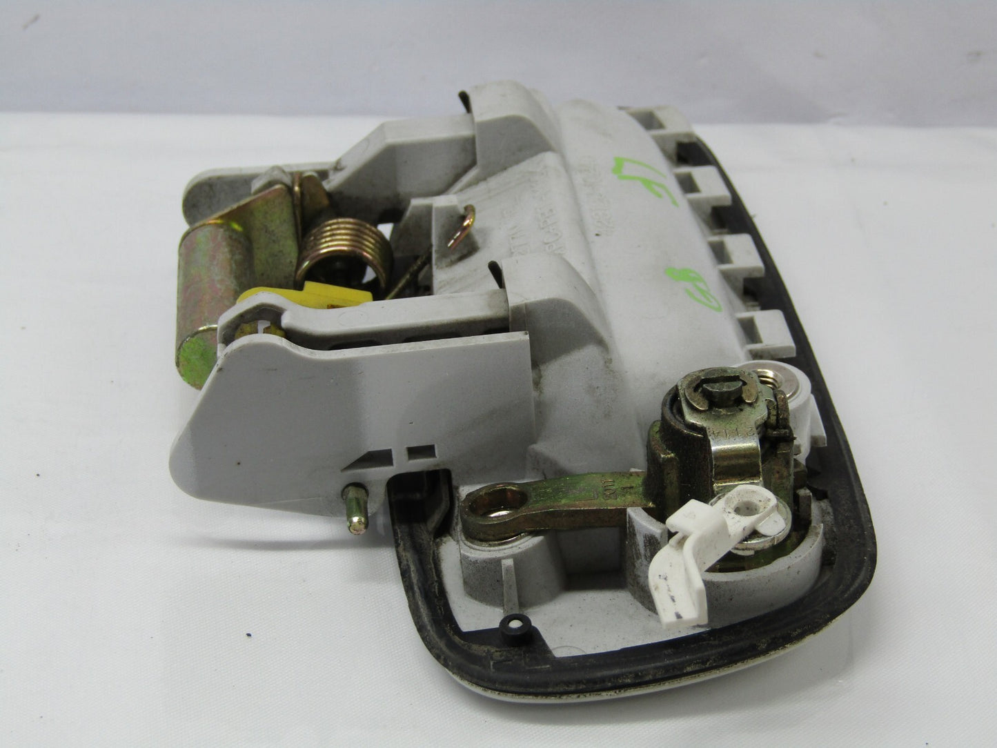 2001-2003 Toyota Prius Exterior Door Handle Front Right White OEM