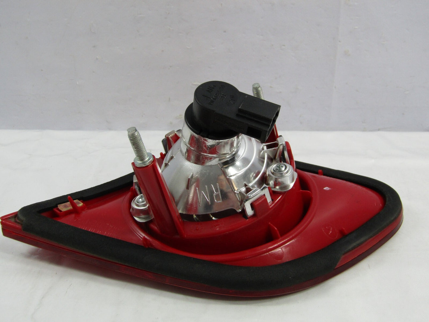 2006-2010 Volkswagen Vw Passat Left Inner Led Tail Light Used OEM