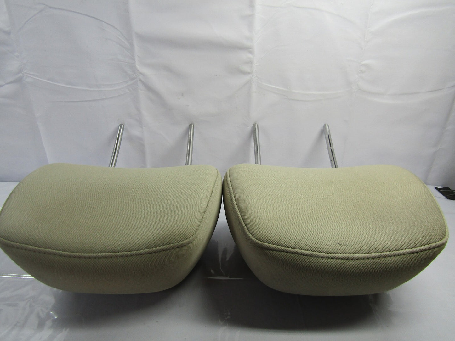 2005-2009 Subaru Legacy Front Head Rest Set Beige Cloth OEM