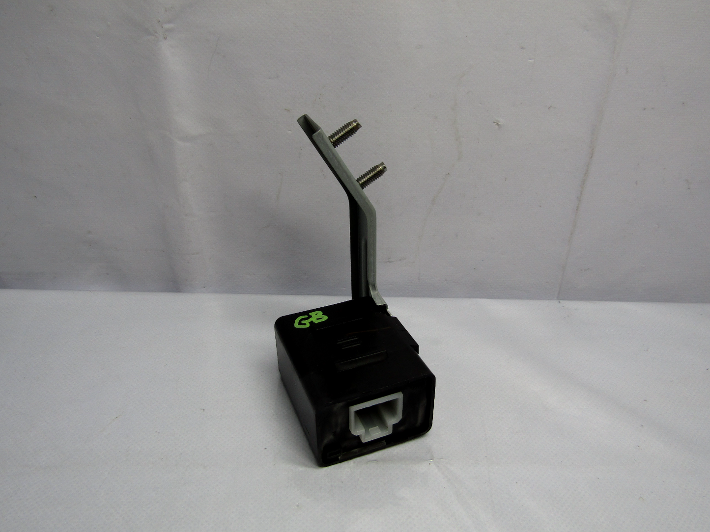 2002 Subaru Forester Timer Door Lock Anti-Theft ECU 88201FC050 OEM
