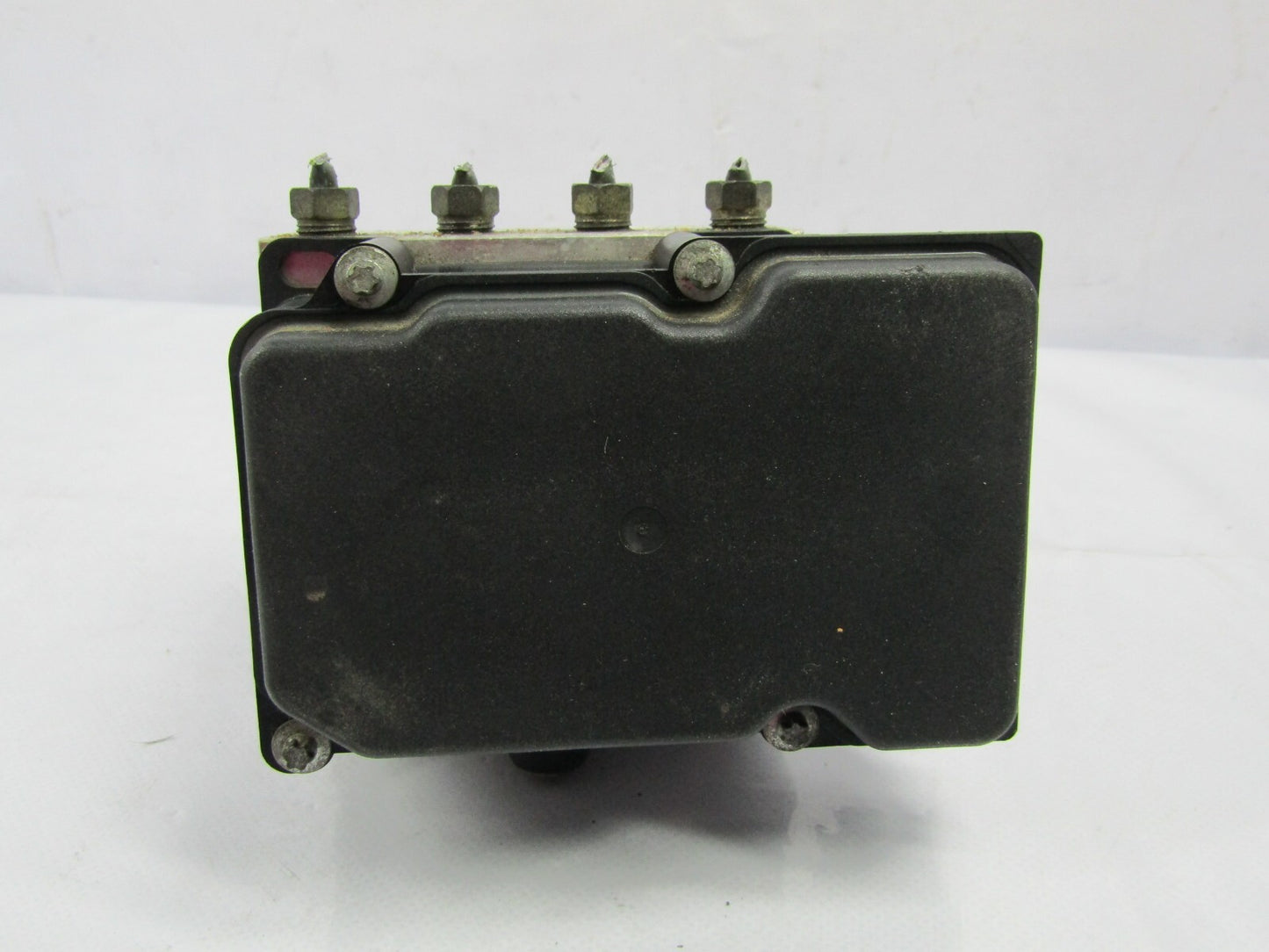 2005-2006 Subaru Outback Anti-Lock Braking System Pump ABS 27534AG02A OEM
