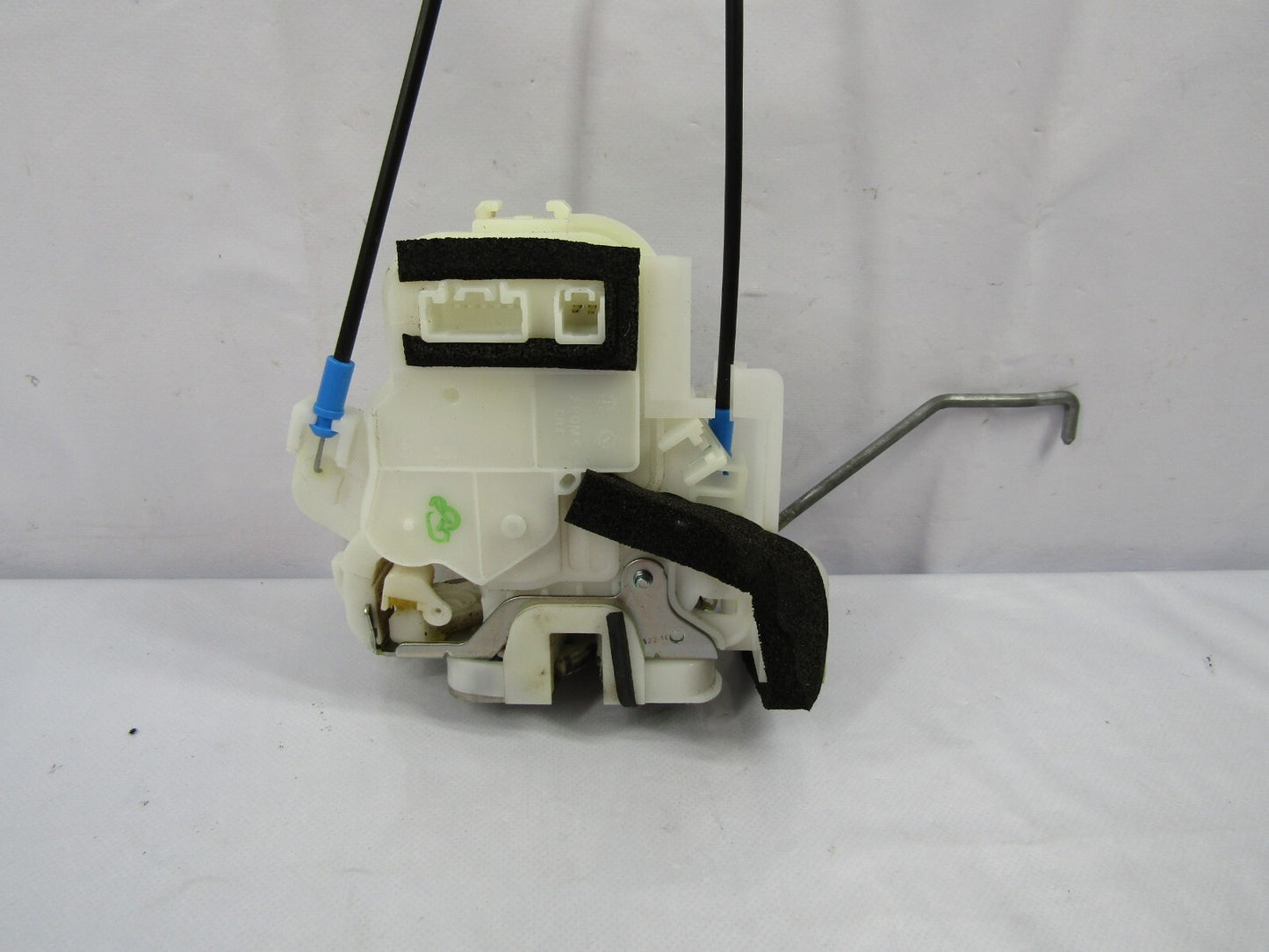 2010-2014 Subaru Outback Front Right Door Latch Lock OEM