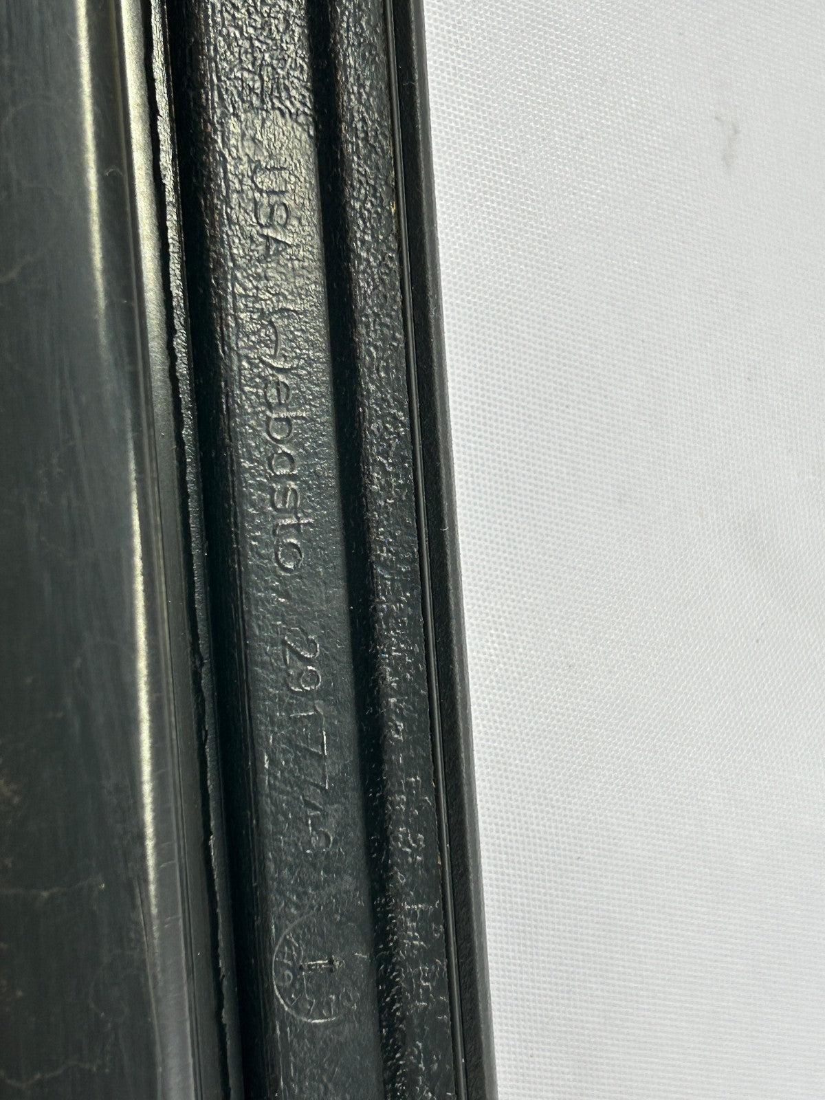 2009-2014 Hyundai Sonata Sun Roof Sunroof Window Glass OEM 81610-3Q000