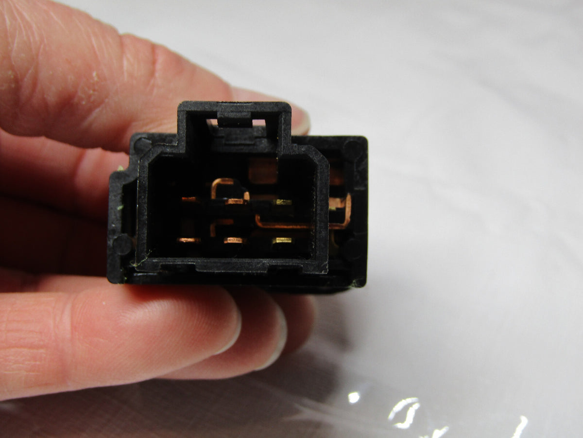1998-1999 Subaru Legacy Outback Right Seat Heater Warmer Switch OEM 83075FA001