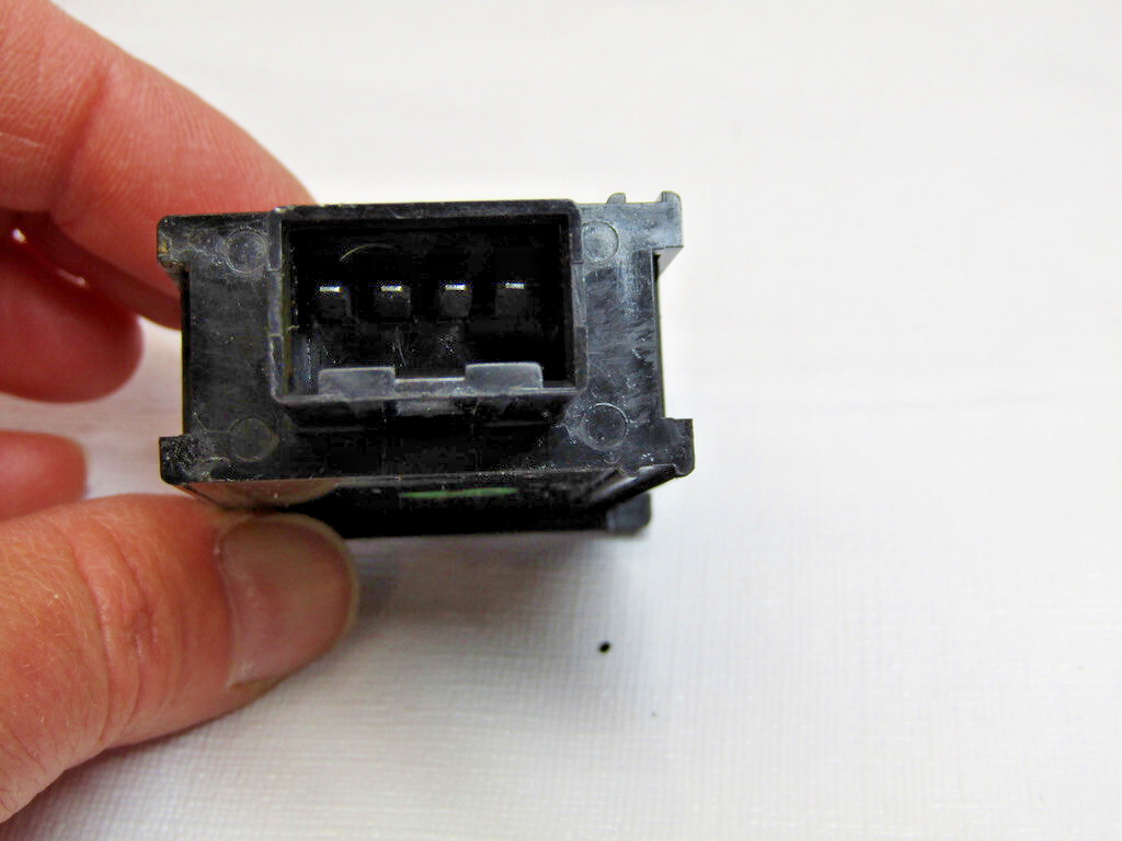 1996-2004 Toyota Tacoma 4Runner Pwr Ect Power Transmission Control Switch Button