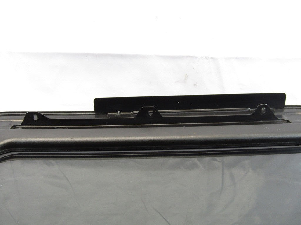 2001-2006 Hyundai Santa Fe Sunroof Sun Moon Roof Top Glass OEM 8161026001