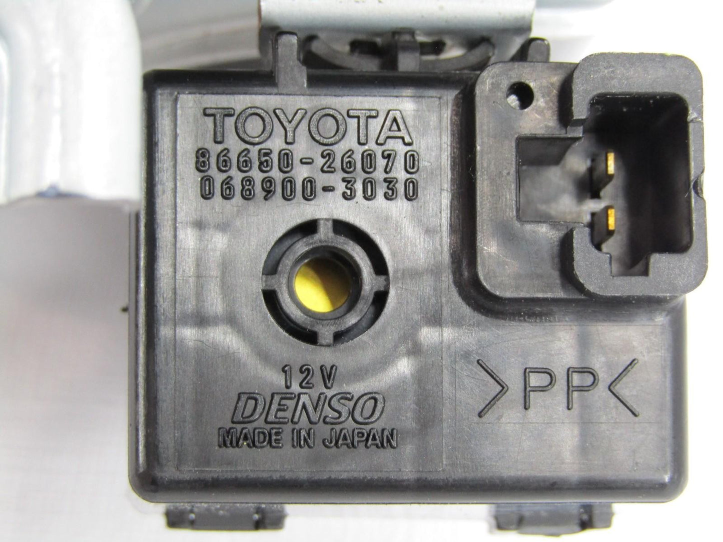 2001-2004 Toyota Sequoia 4.7 Multiplex MPX Body Network Computer 89221-0C010 OEM