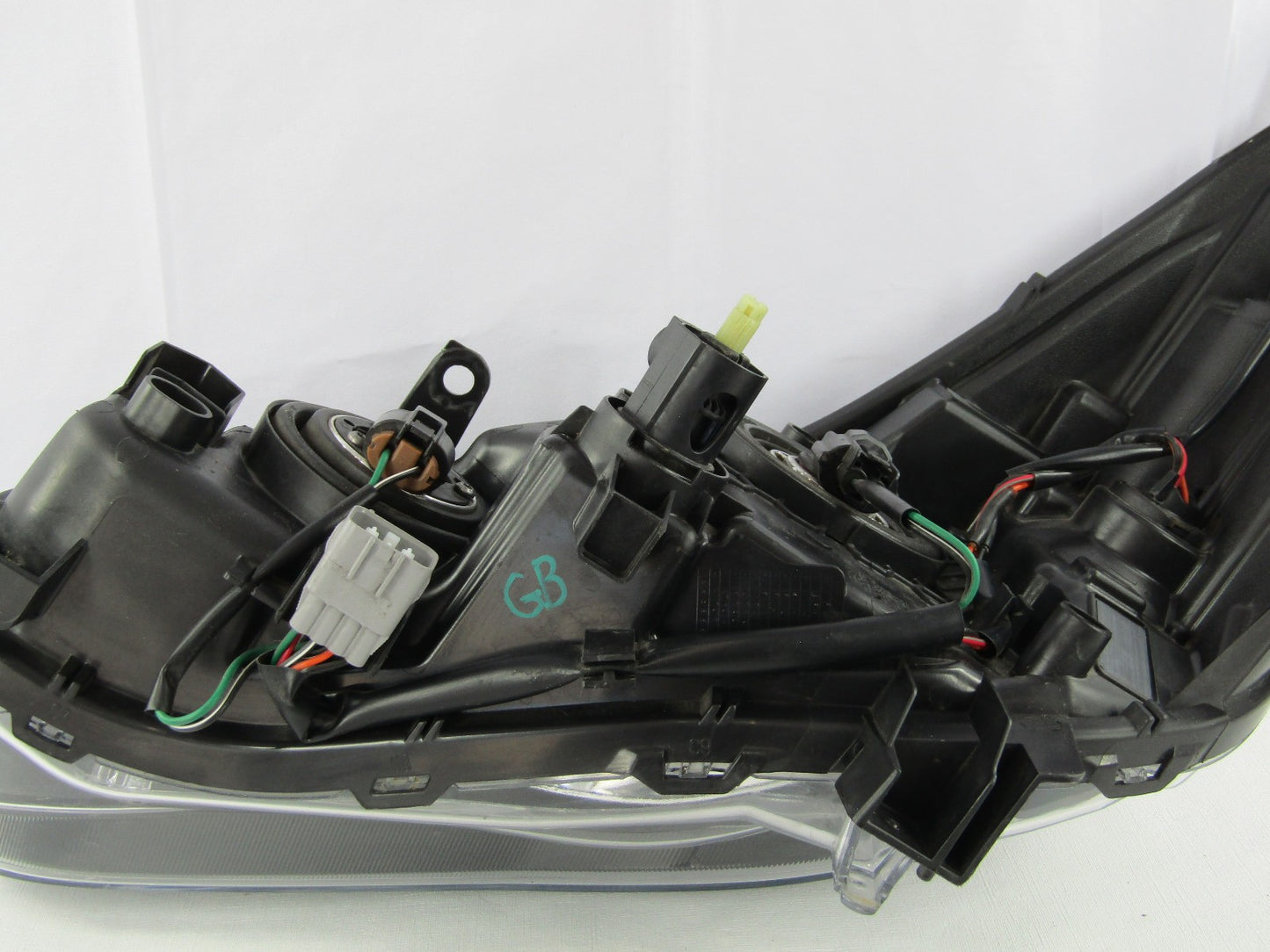 2017-2023 Subaru Impreza Right Halogen Headlight Head Lamp OEM