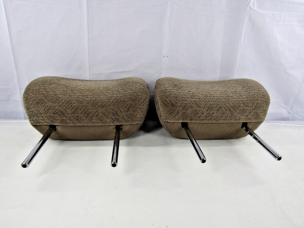 2000-2004 Toyota Tundra Front Left Right Headrest Head Rest Set Beige Cloth OEM
