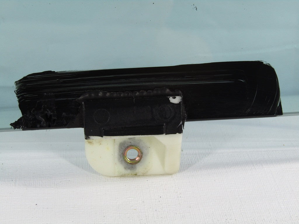 2000-2006 Toyota Tundra Right Front Door Window Glass OEM FD20546GTY