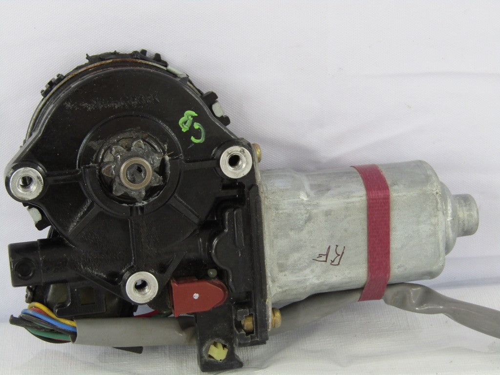 2001-2007 Toyota Sequoia Right Front Window Motor OEM