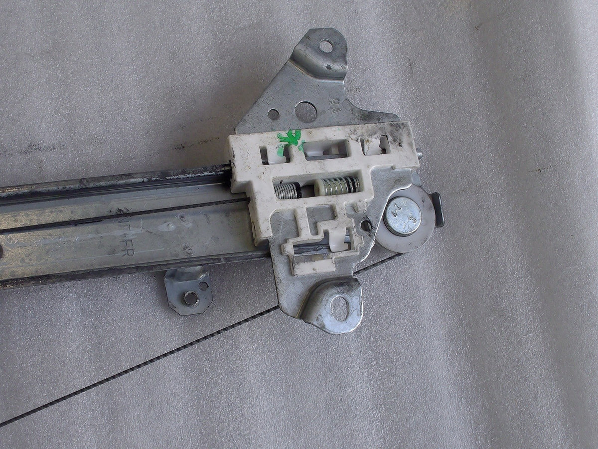 2013-2025 Nissan Leaf Right Front Window Regulator and Motor OEM 80731-3NF0A
