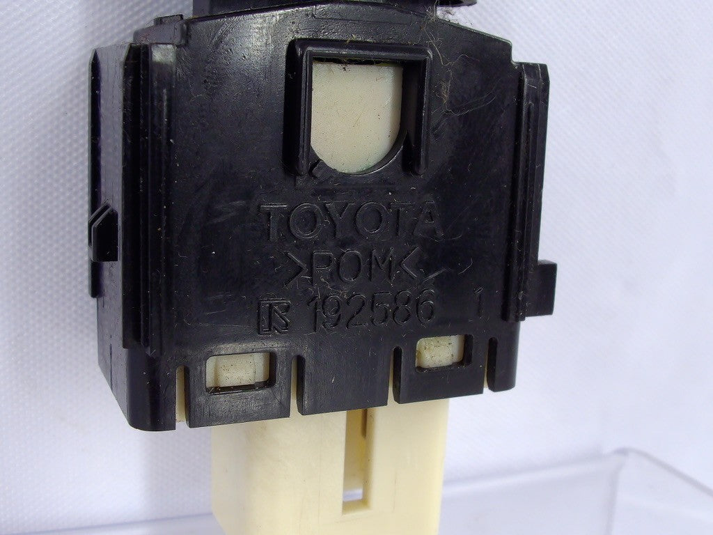 2001-2004 Toyota Sequoia Liftgate Back Rear Window Control Switch Button OEM
