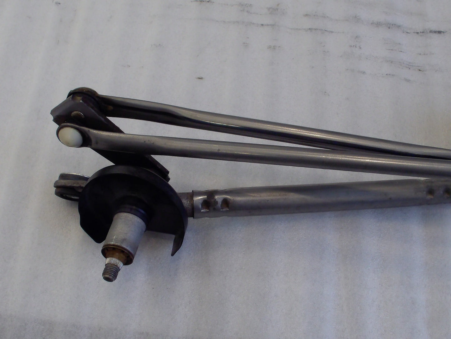 2014-2018 Subaru Forester Wiper Motor and Linkage 86510SG010 Assembly OEM