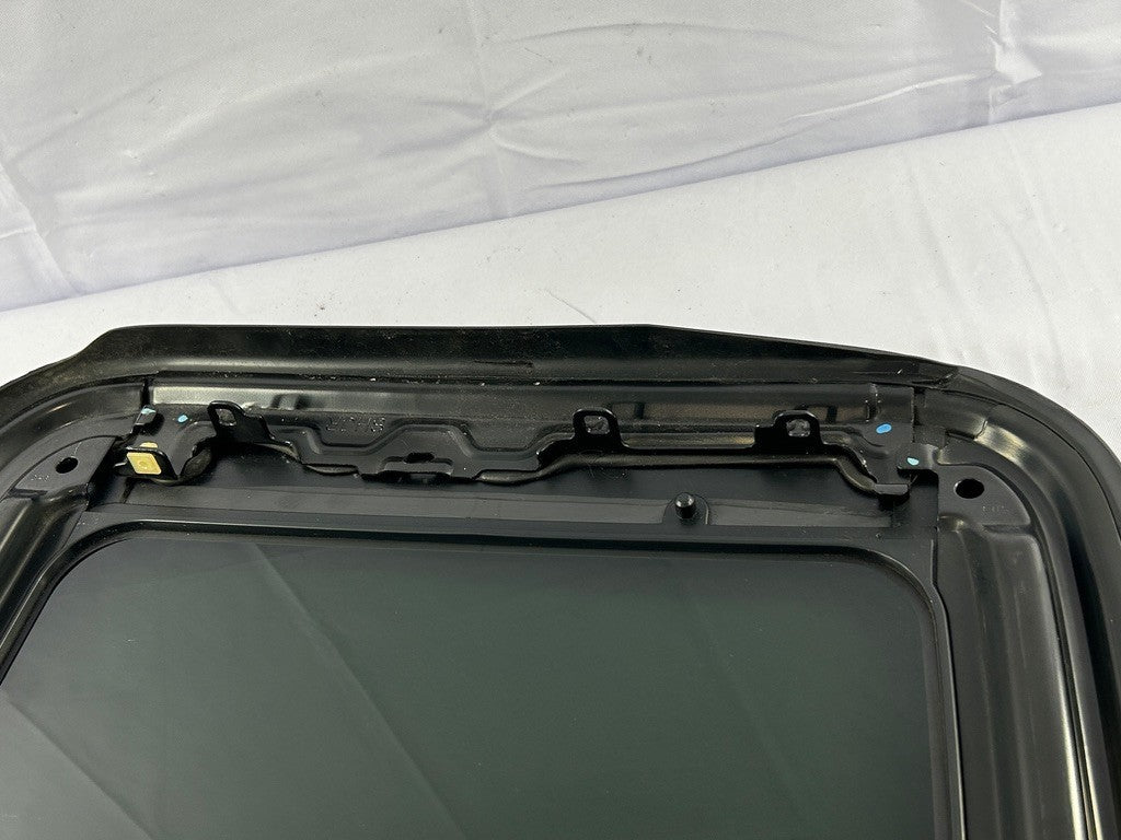 2005-2010 Honda Odyssey Sun Roof Sunroof Window Glass OEM 70200-SHJ-A42
