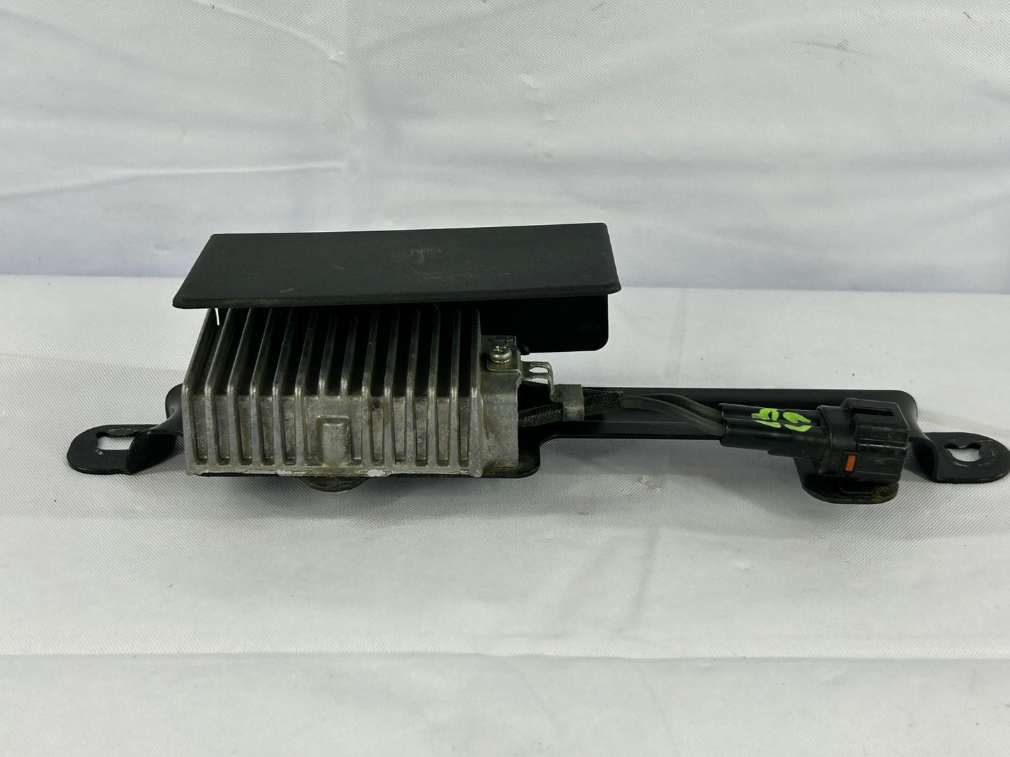 2006-2012 Toyota RAV4 Fuel Pump Resistor & Cover 23080-31051 OEM