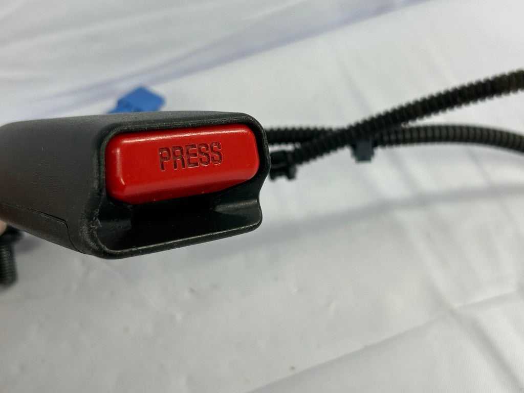 2012-2015 Honda Civic Coupe Right Front Seat Belt Receptacle Black OEM