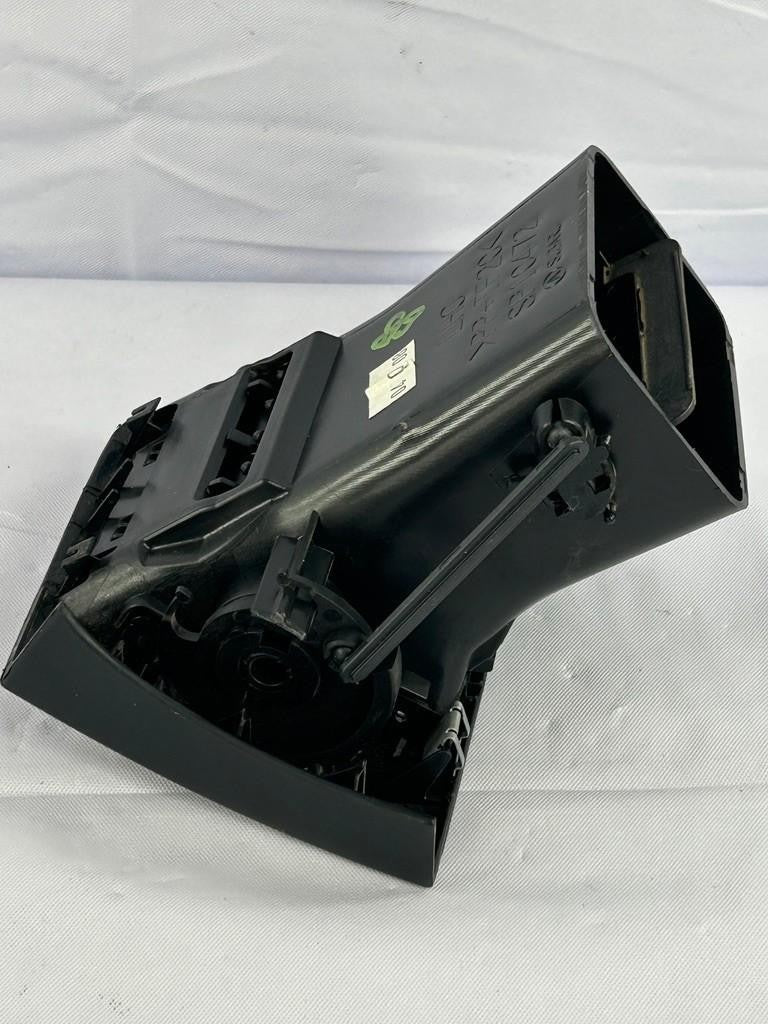 2007-2009 Subaru Legacy Outback Right Dashboard Air Vent OEM