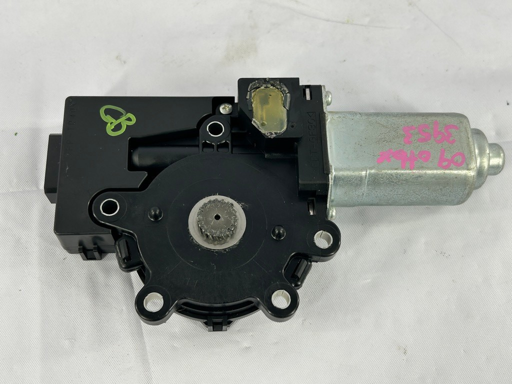2005-2009 Subaru Legacy Outback Wagon Sunroof Motor P/N 65450AG02B Assembly OEM