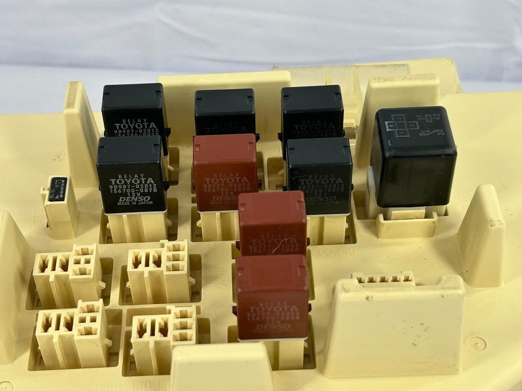 1998-2002 Land Cruiser Lexus LX470 Dash Left Junction Block Cabin Fuse Box OEM