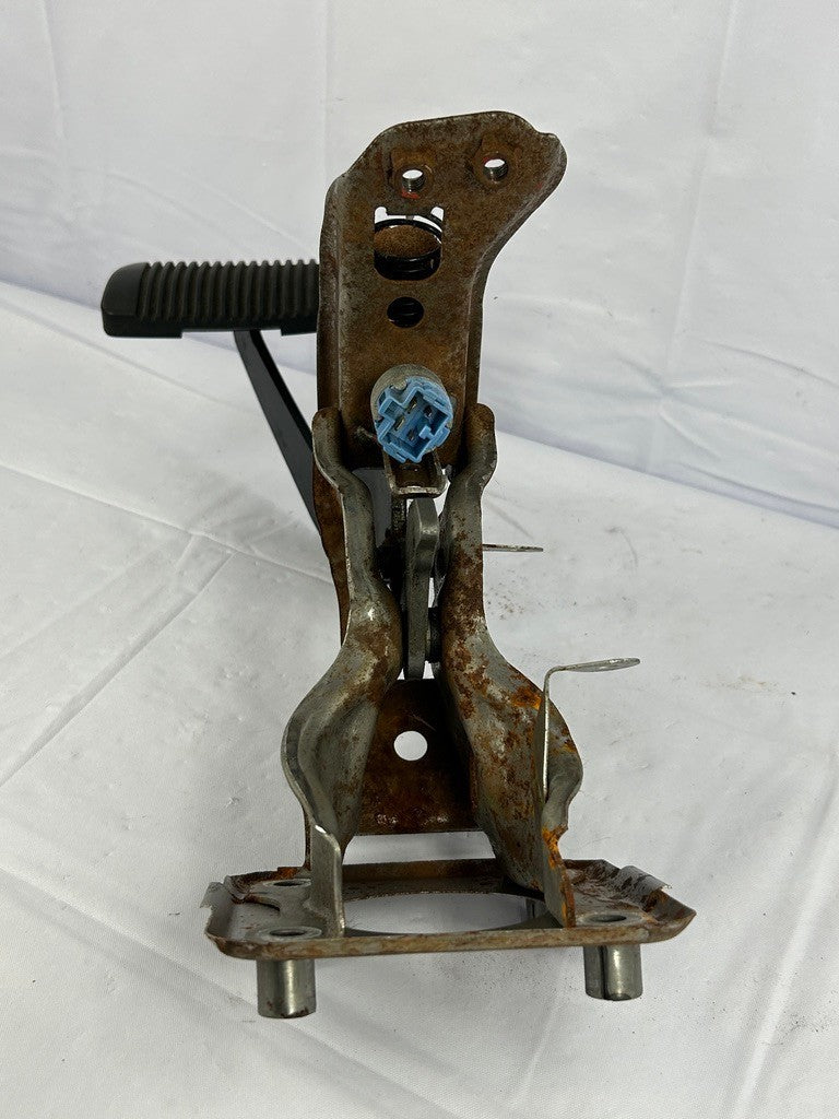 1998-2007 Lexus LX470 Front Brake Pedal Assembly OEM