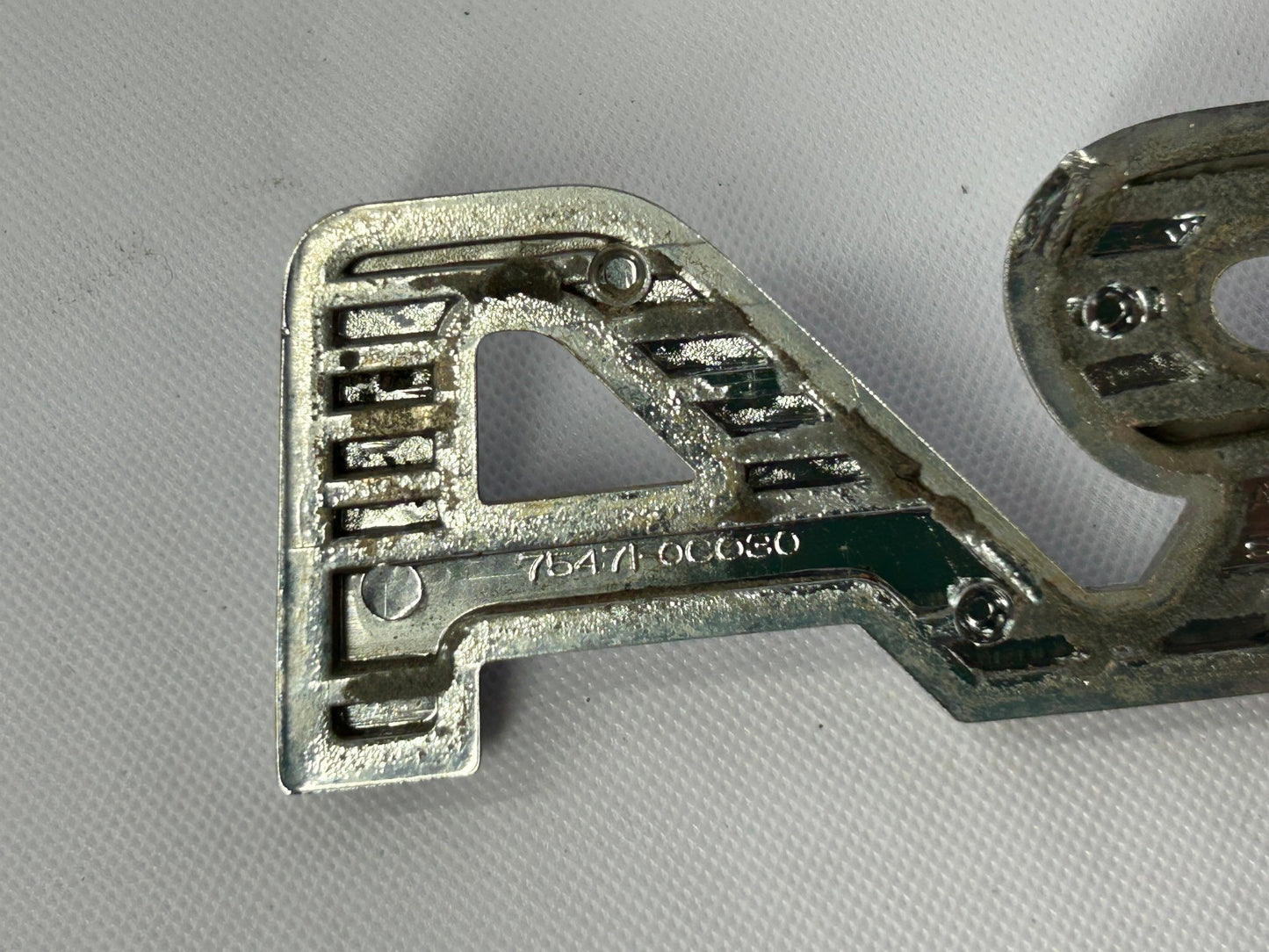 2002-2006 Toyota Toyota Tundra Rear Body Nameplate 75471-0C030 Emblem OEM
