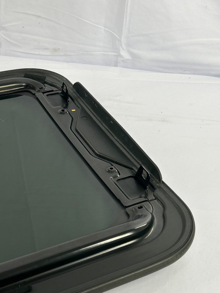 2014-2018 Kia Forte Sunroof Moonroof Window Glass OEM 81610-1R000