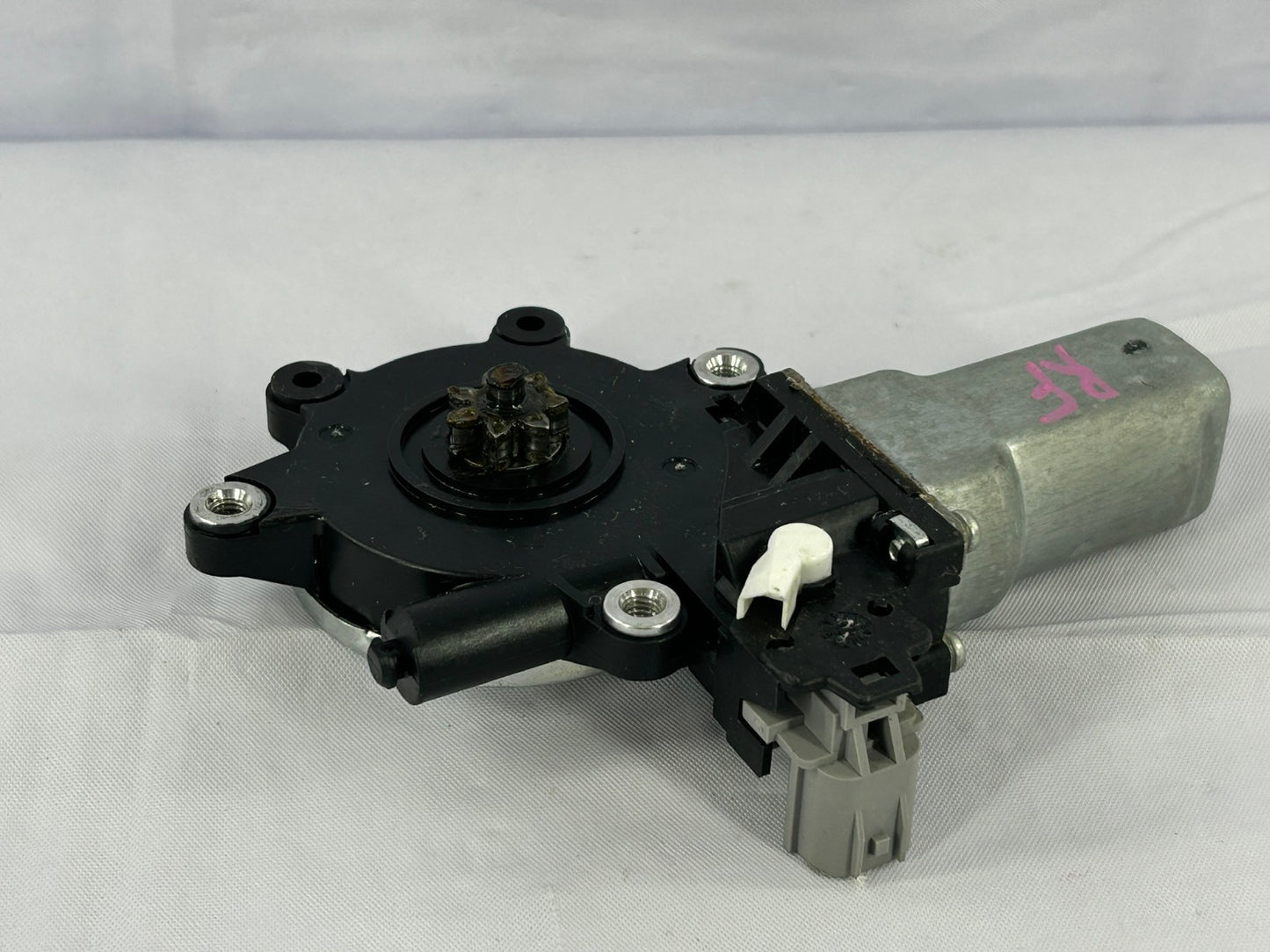 2005-2009 Subaru Outback Front Right Power Door Window Motor OEM