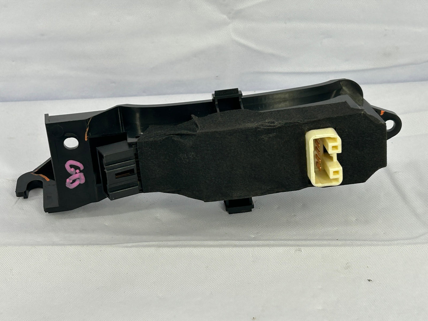 2005-2009 Subaru Legacy Outback Front Right Side Door Window Control Switch OEM