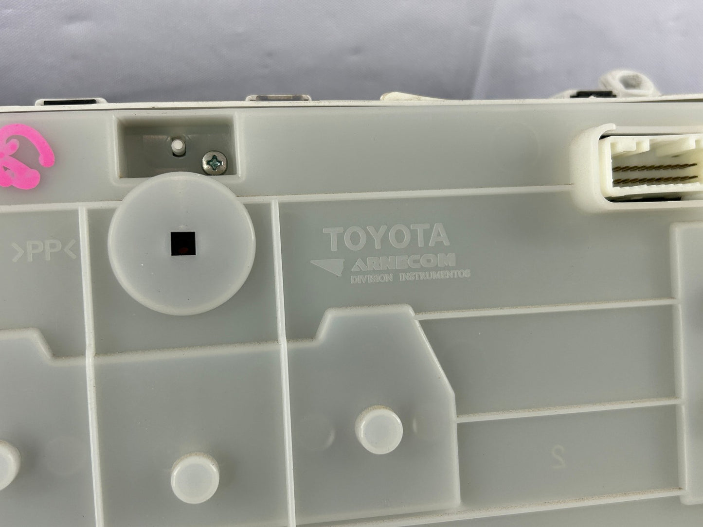 2005-2006 Toyota Tundra SR5 4x4 Speedometer Instrument Cluster 83800-0C391 OEM