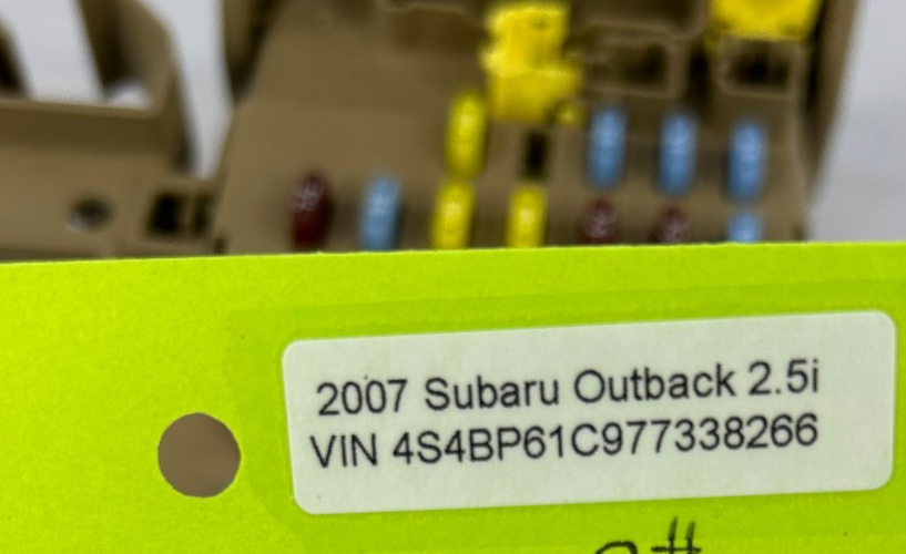 2007-2009 Subaru Outback Cabin Fuse Box Junction Block 82201AG02C OEM