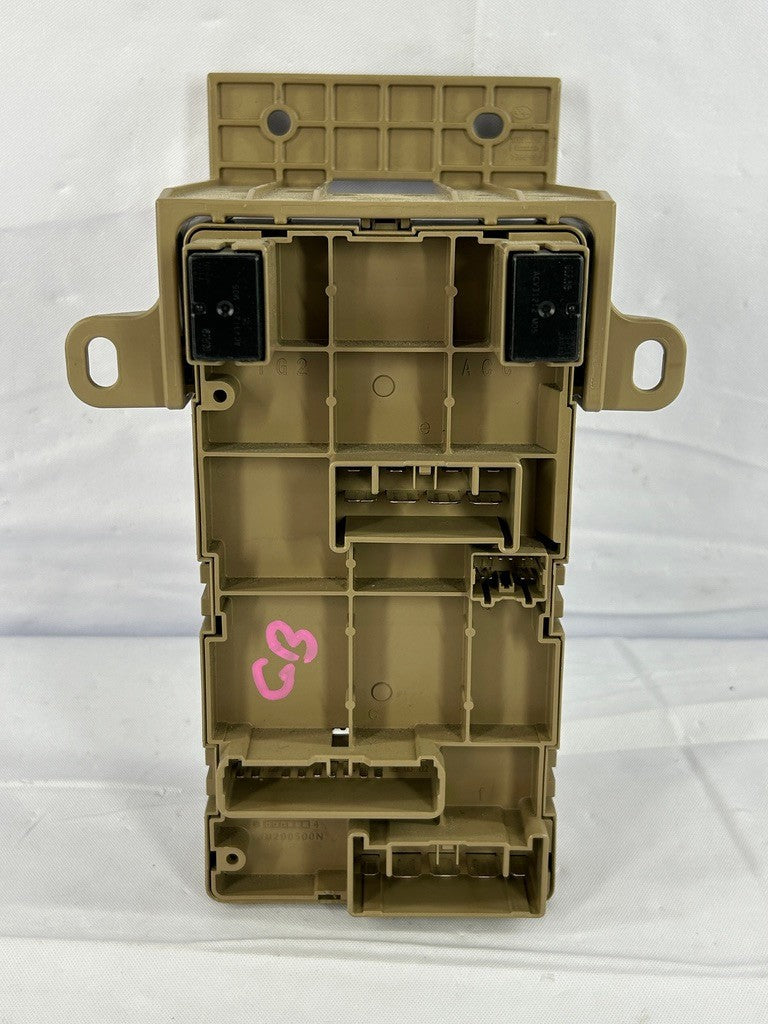 2016-2017 Subaru Impreza Cabin Fuse Junction Relay Box 82201FJ210 OEM