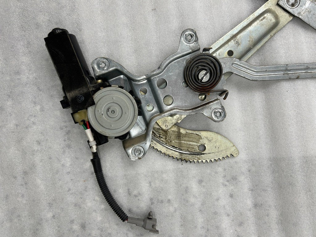 1992-1995 TOYOTA 4RUNNER Right Front Window Motor with Regulator OEM