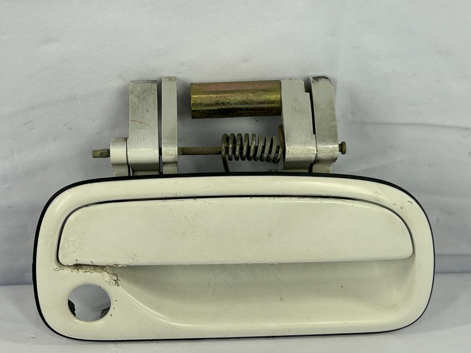 00-06 Toyota Tundra Front Right Exterior Door Handle 056 White