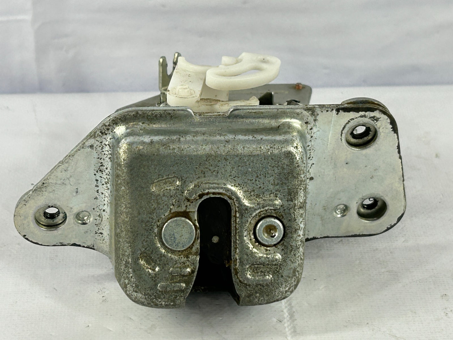 2008-2012 Jeep Liberty Trunk Liftgate Latch Lock Actuator Assembly OEM 4589131AG