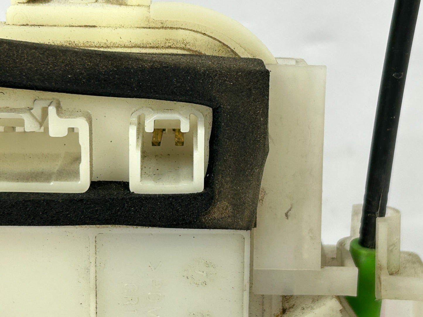 2009-2011 Subaru Impreza Rear Right Door Lock Latch Actuator OEM 61035FG200