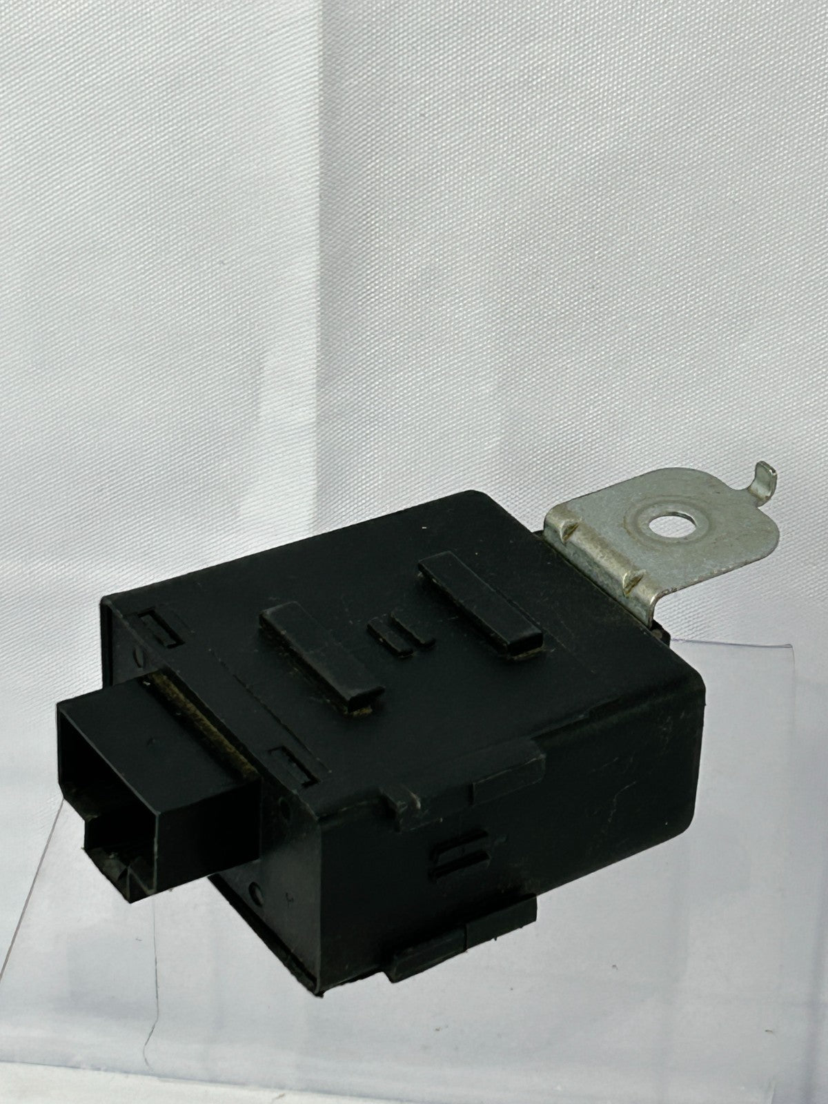 2000-2002 Subaru Legacy Outback Seat Belt Timer Module Unit OEM 88013AE00A