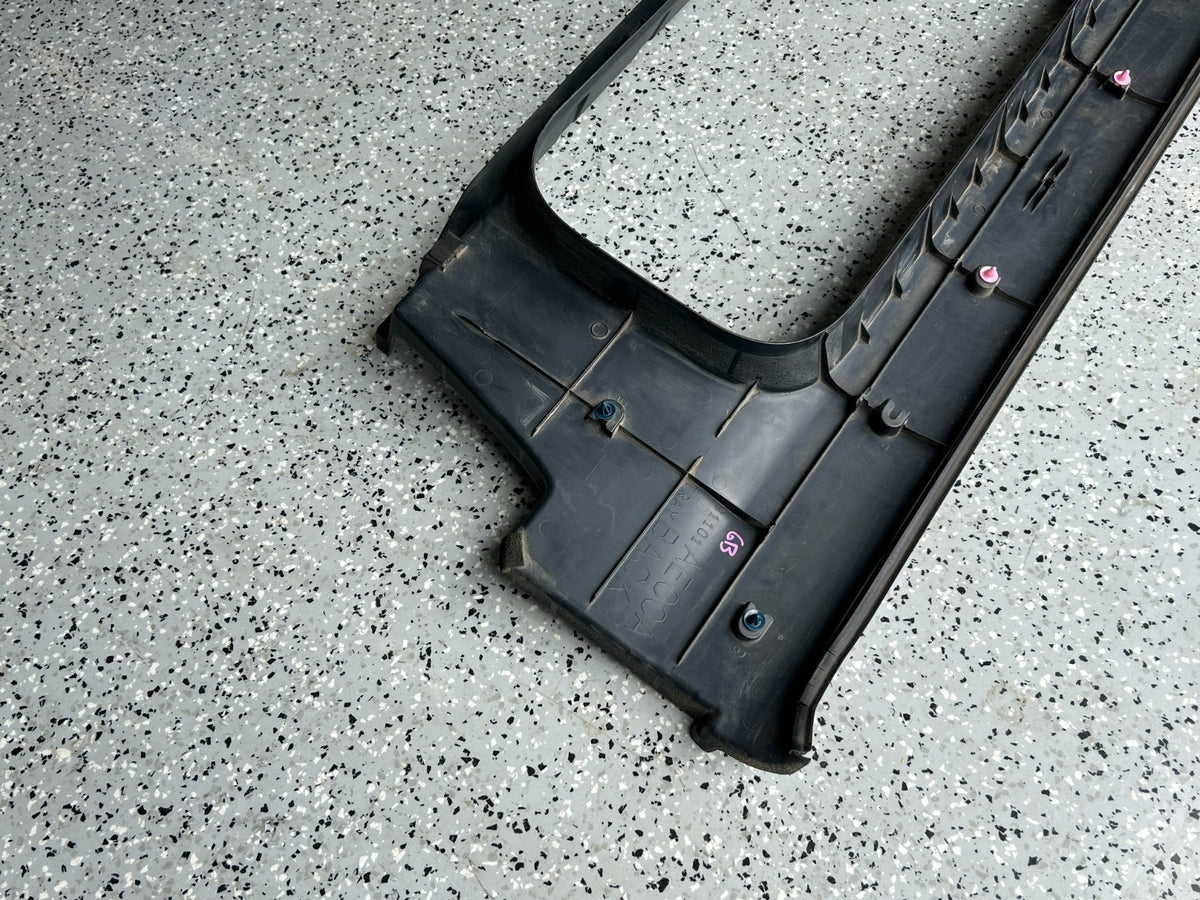 03-06 Subaru Baja Rear Luggage Trim Tray Bed Floor Panel Black OEM 91101AE00A