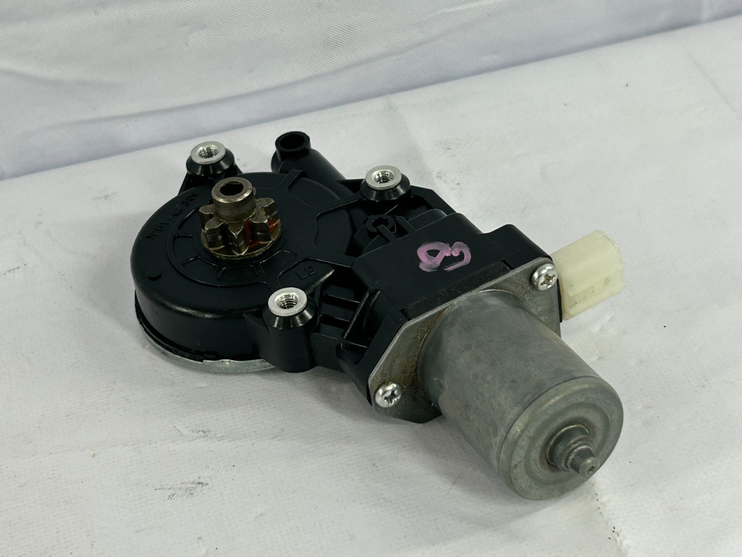 17-21 Subaru Impreza Rear Right Power Window Motor OEM 61042FL00A