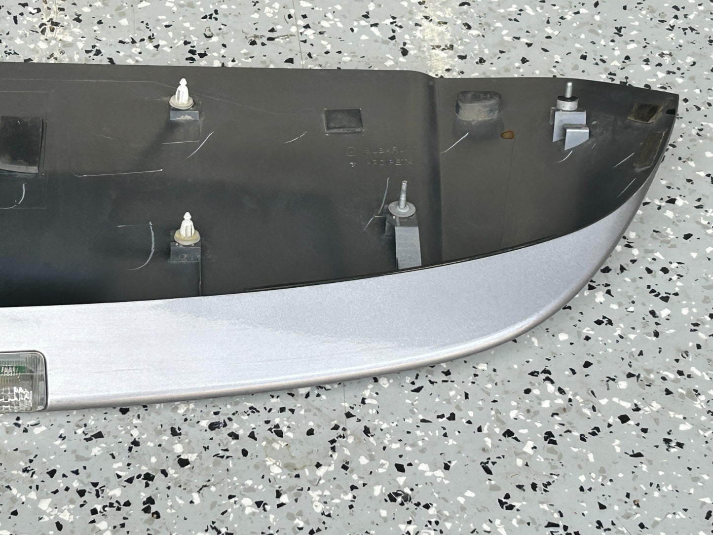 2005-2009 Subaru Outback Rear Tailgate Spoiler 3rd Brake Light OEM 96031AG01ANN