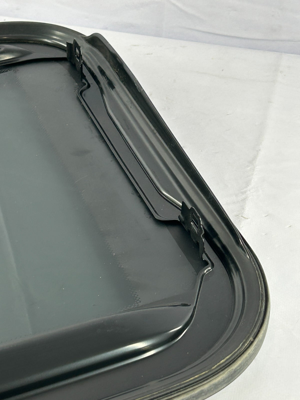 2016-2021 Mazda CX-3 Sunroof Moonroof Sliding Glass Panel OEM DH2N-69-810A