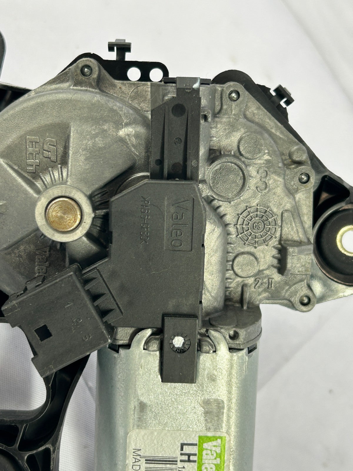 2008-2014 MINI Cooper Clubman Rear Left Driver Side Wiper Motor OEM 61627168153