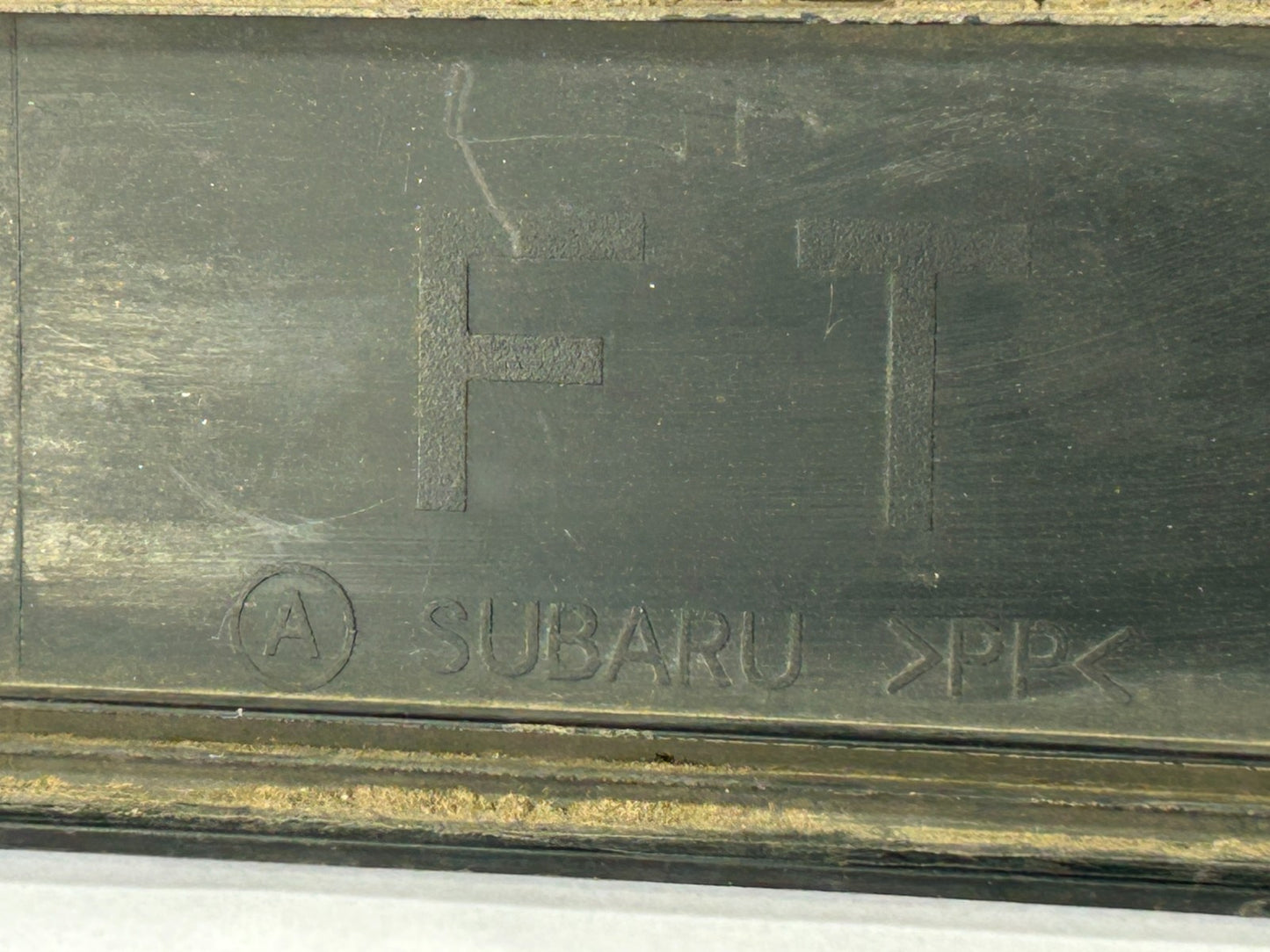 06-14 Subaru Tribeca Front Right Passenger Side Door Trim Molding OEM 91112XA04A