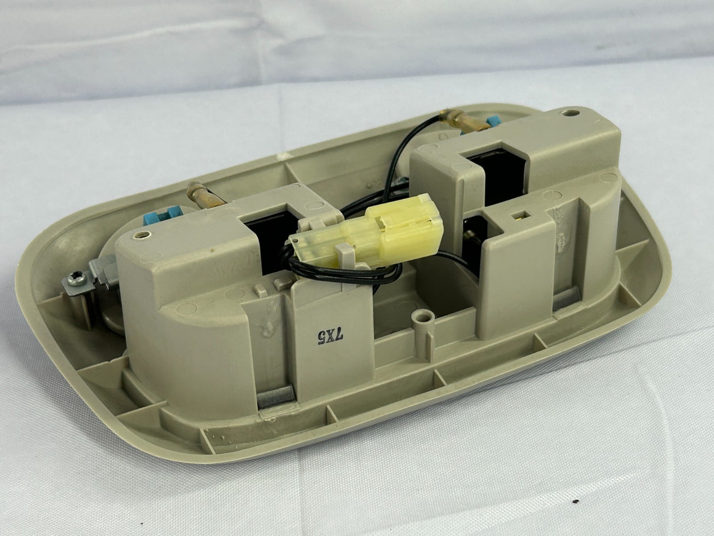 2008-2009 Subaru Impreza Overhead Console Dome Light Beige 84621AE020ME OEM