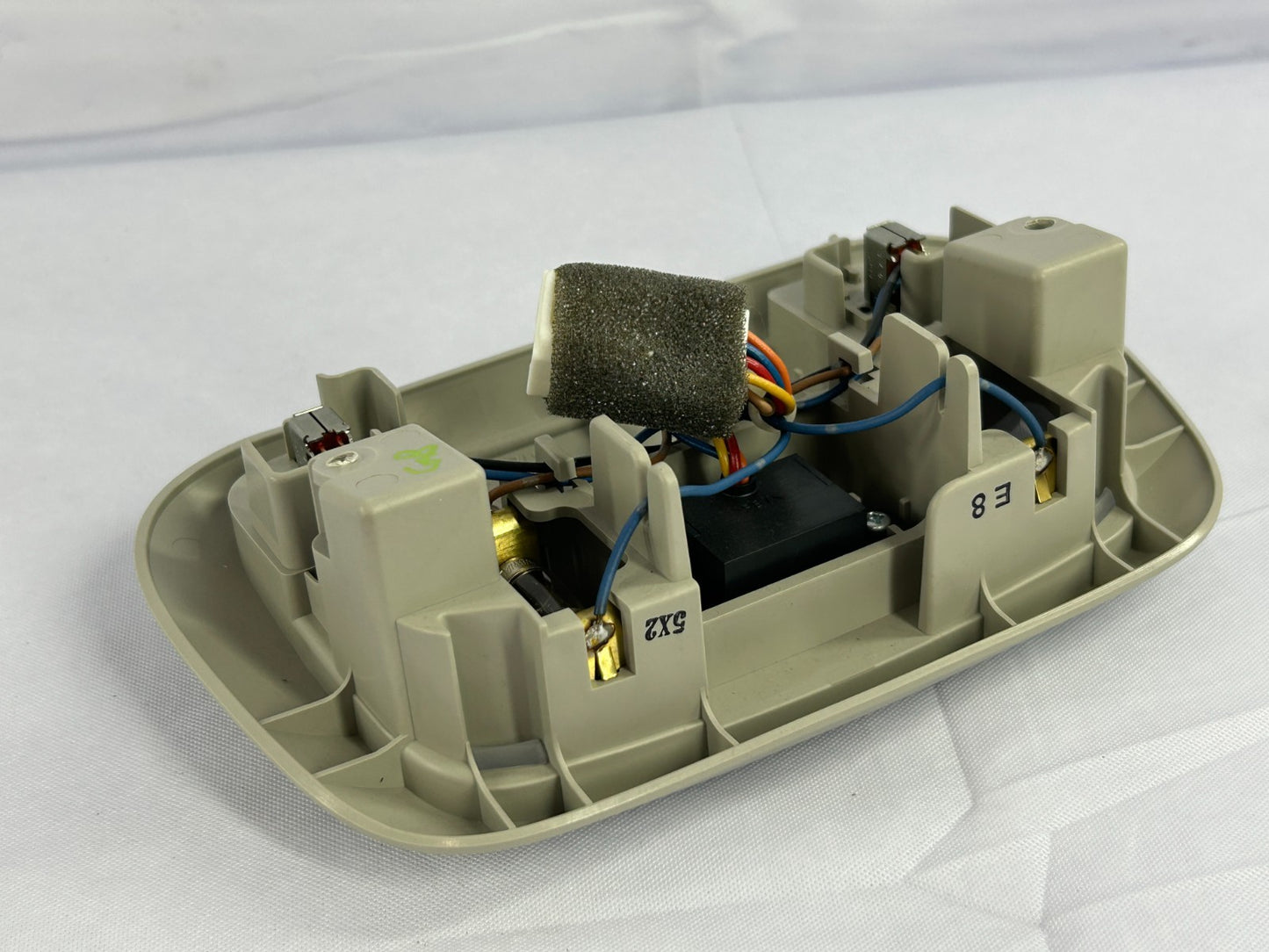 2016 Subaru Impreza Overhead Console Map Light Lamp Assembly OEM 84621FJ051ME