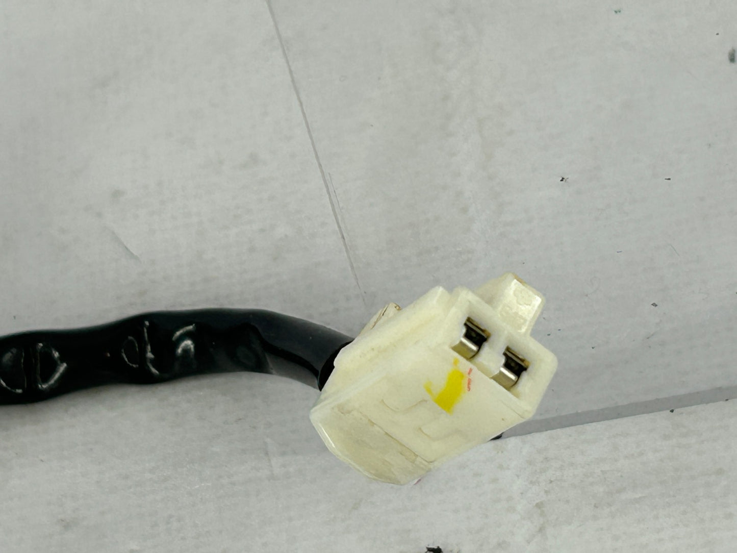 2003-2009 Toyota 4Runner Center Console Light Lamp Assembly OEM 58863-35010