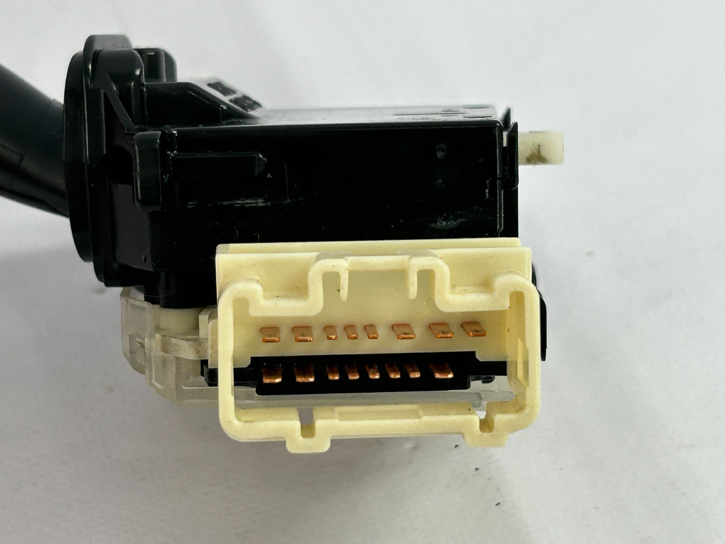1998-2007 Toyota Land Cruiser Headlight & Turn Signal Switch OEM 84140-33020