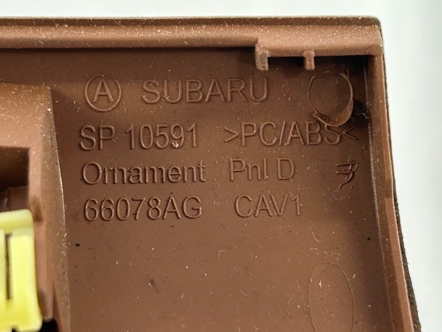 06-07 Subaru Outback Front Left Center Console Trim Wood Grain OEM 66077AG09B