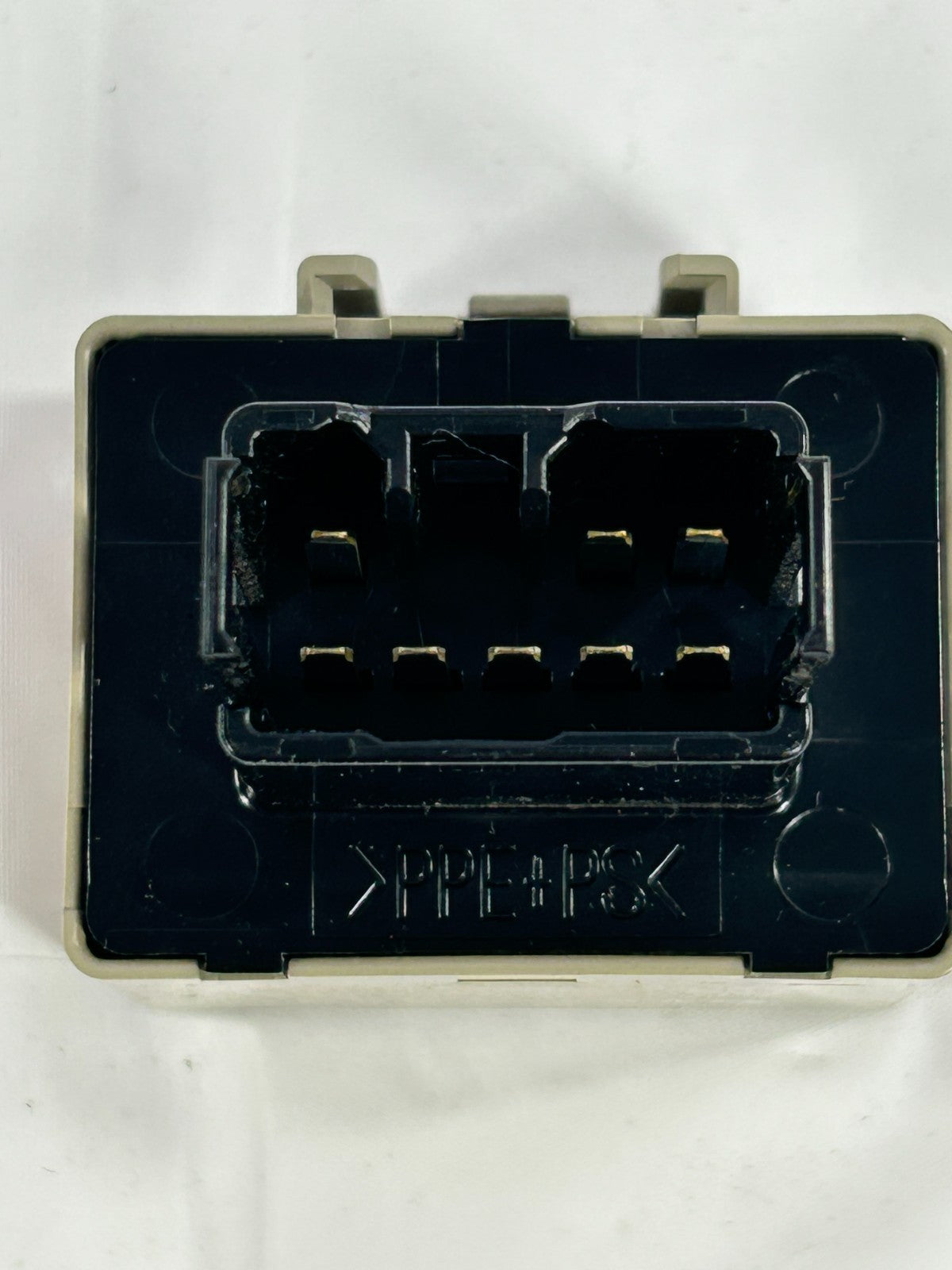2009 Subaru Impreza Hazard Warning Flasher Relay Module OEM 86111AG000