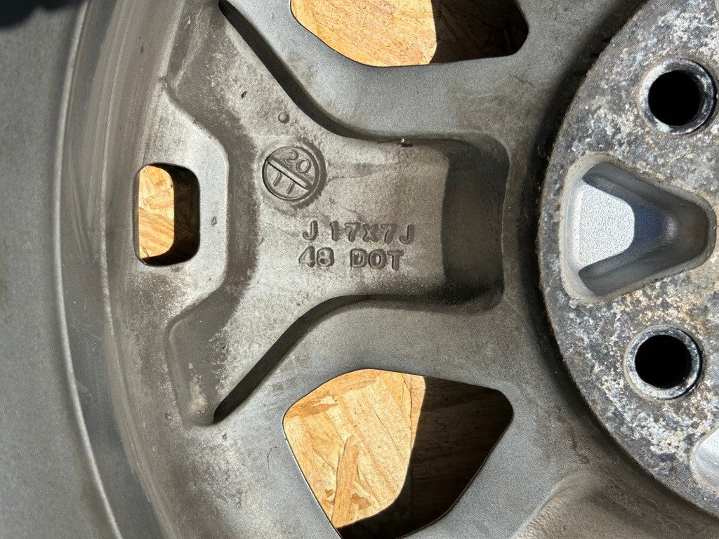 2019-2023 Subaru Forester 17x7 Alloy Wheel 6 Y Spoke OEM 28111SJ010